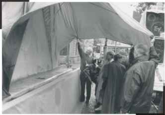 Am 01.09.1989 auf dem Bonner Friedensplatz bei der Enthllung des Denkmales