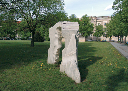 Das Bonner Deserteur Denkmal auf dem "Platz der Einheit in Potsdam"